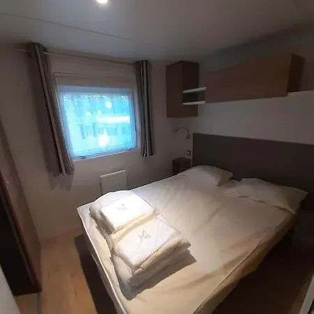 Les Pierres Couchees Fo1b Mobil-home Gamme Luxe * سانت-بريفين-لي-بان